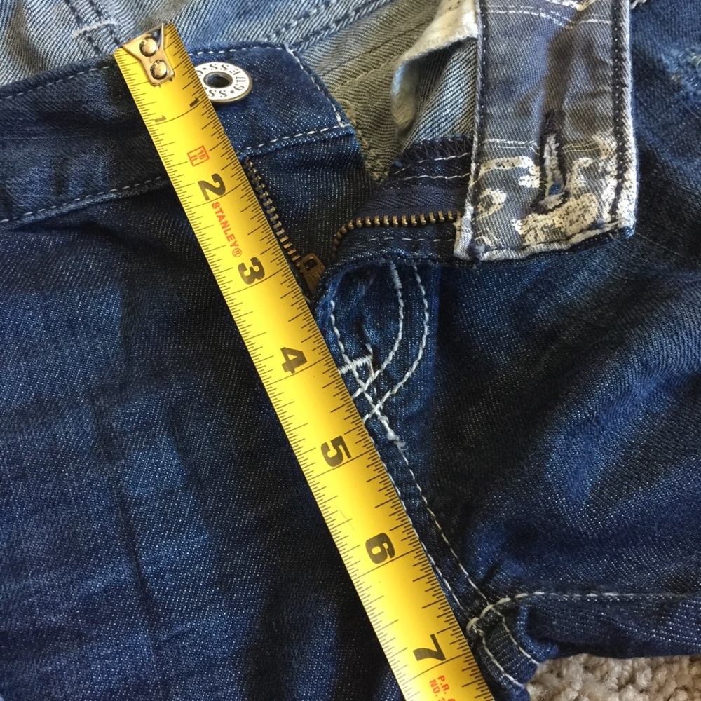 🎀Guess Foxy Flare Distressed Jeans🎀 - Picture 7 of 8